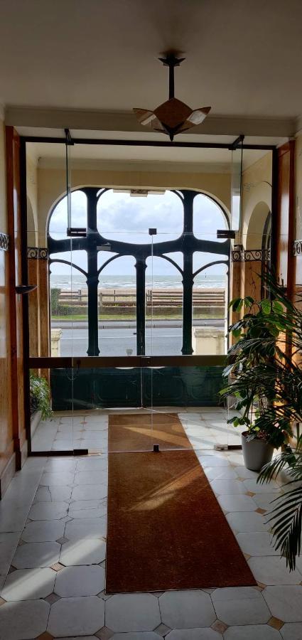 Escapade De Charme Les Pieds Dans L'Eau Apartment อูลกัท ภายนอก รูปภาพ